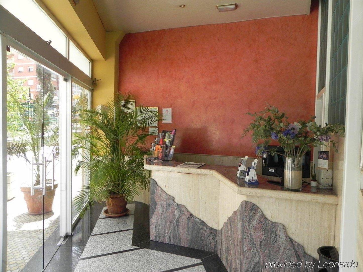 Ana María Granada Interior foto