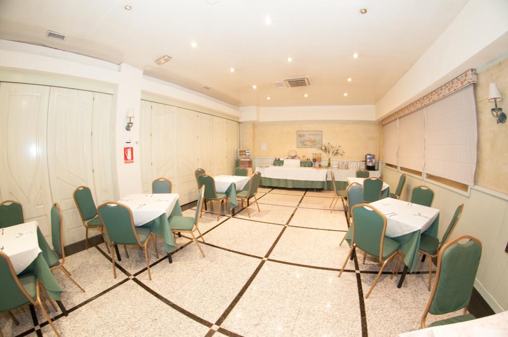 Ana María Granada Exterior foto
